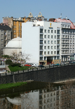 Sborový dům a kostel Korandova sboru v Plzni